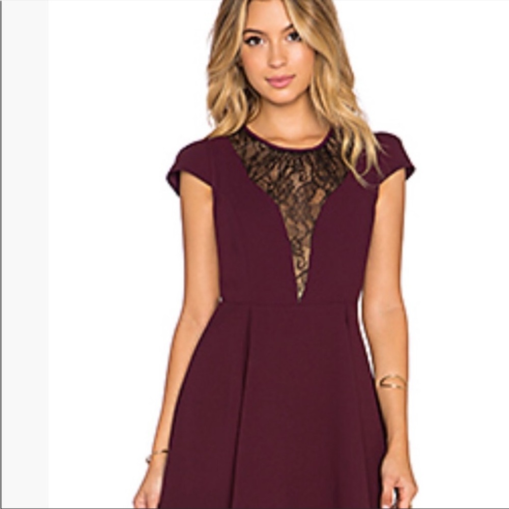 ✨NWT ✨ BCBGeneration Lace Cocktail Dress
